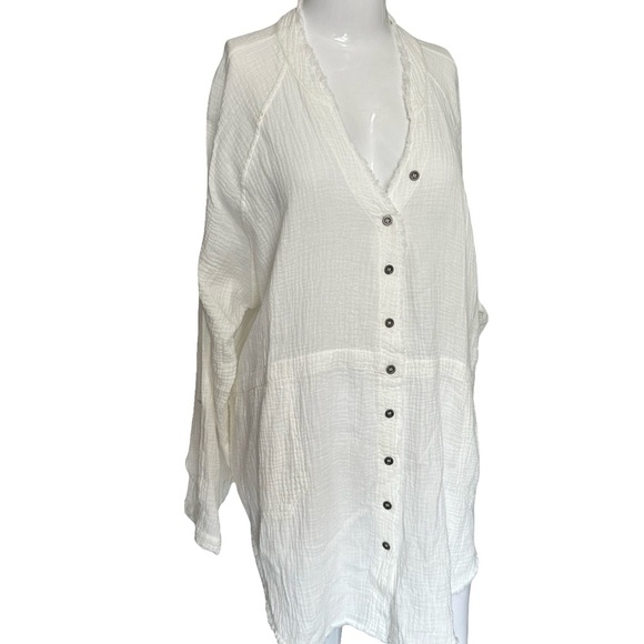 White long sleeve  Notched Collar Button Down Top - Picture 1 of 3